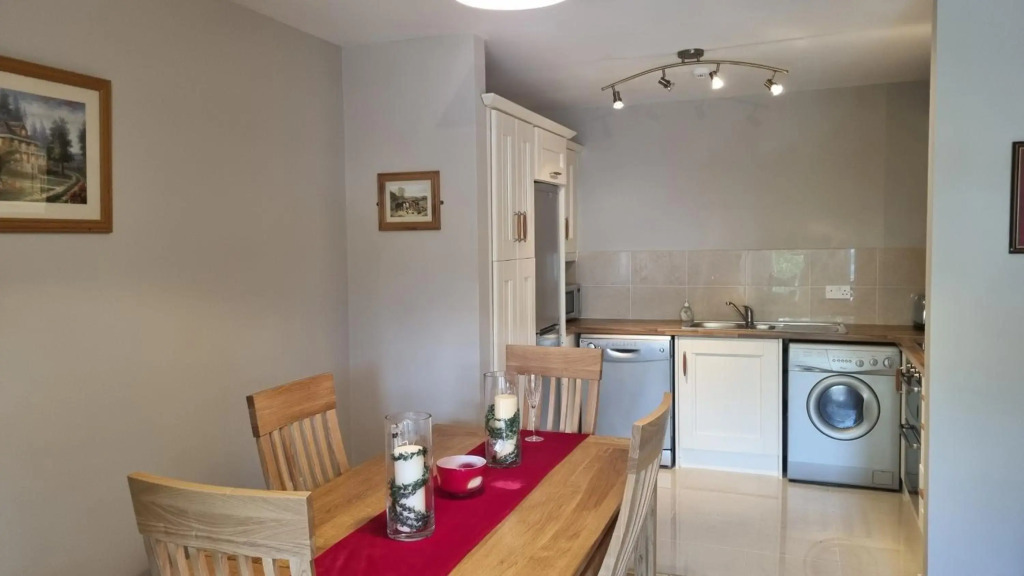 2 Bedroomed Ground Floor Apartment