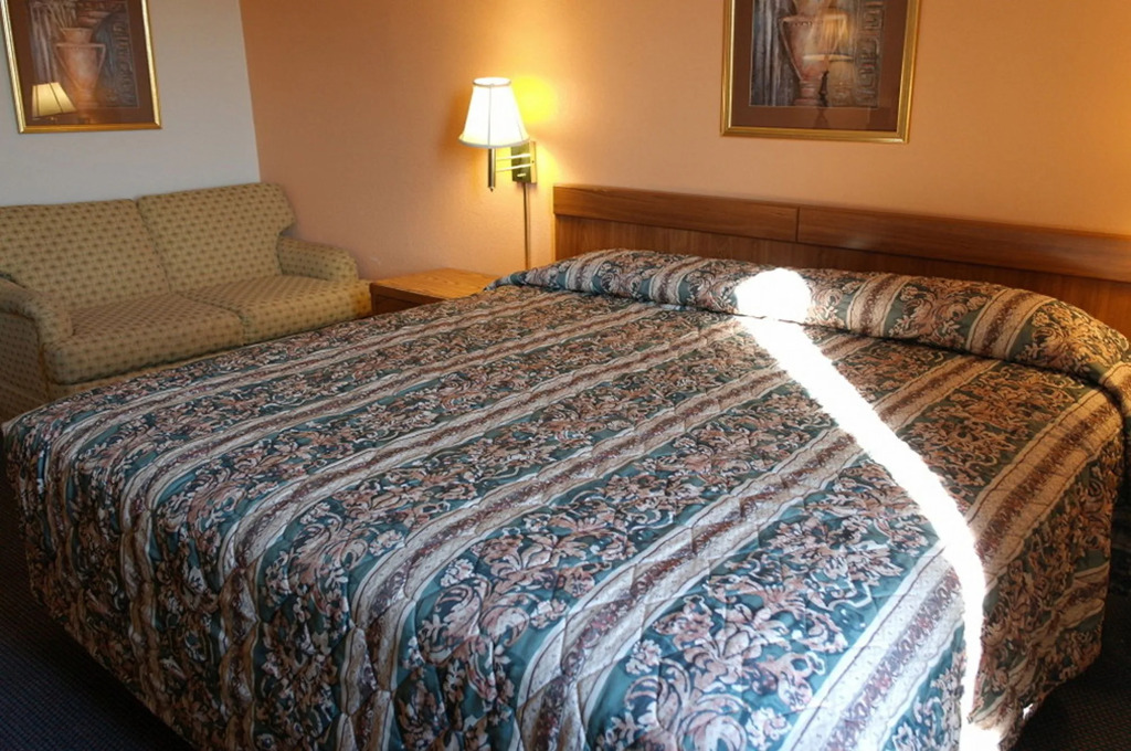 State Line Inn