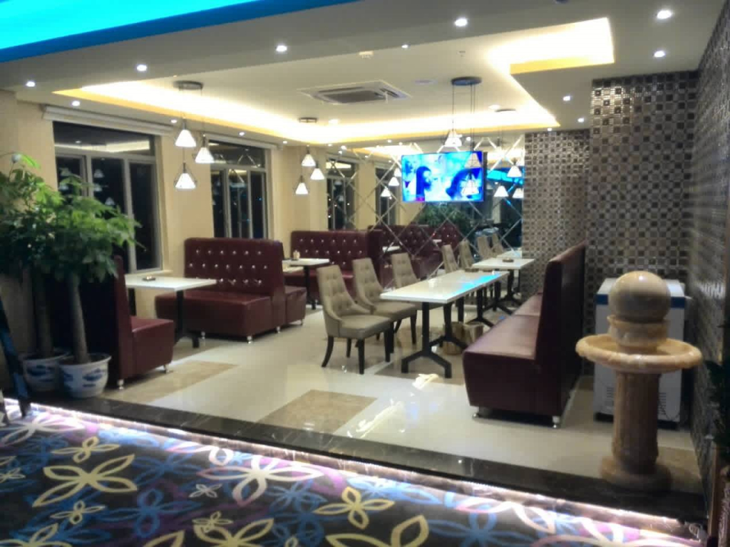 Vienna Hotel Shawan