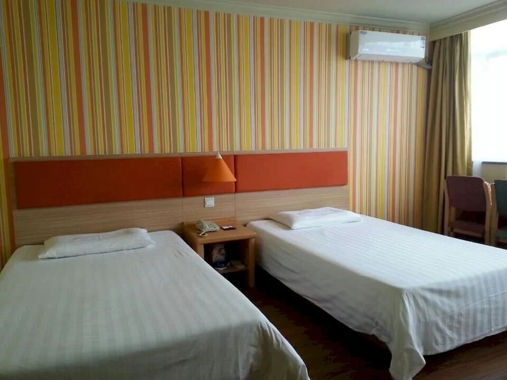 Home Inn (Jiangyin East Renmin Road)