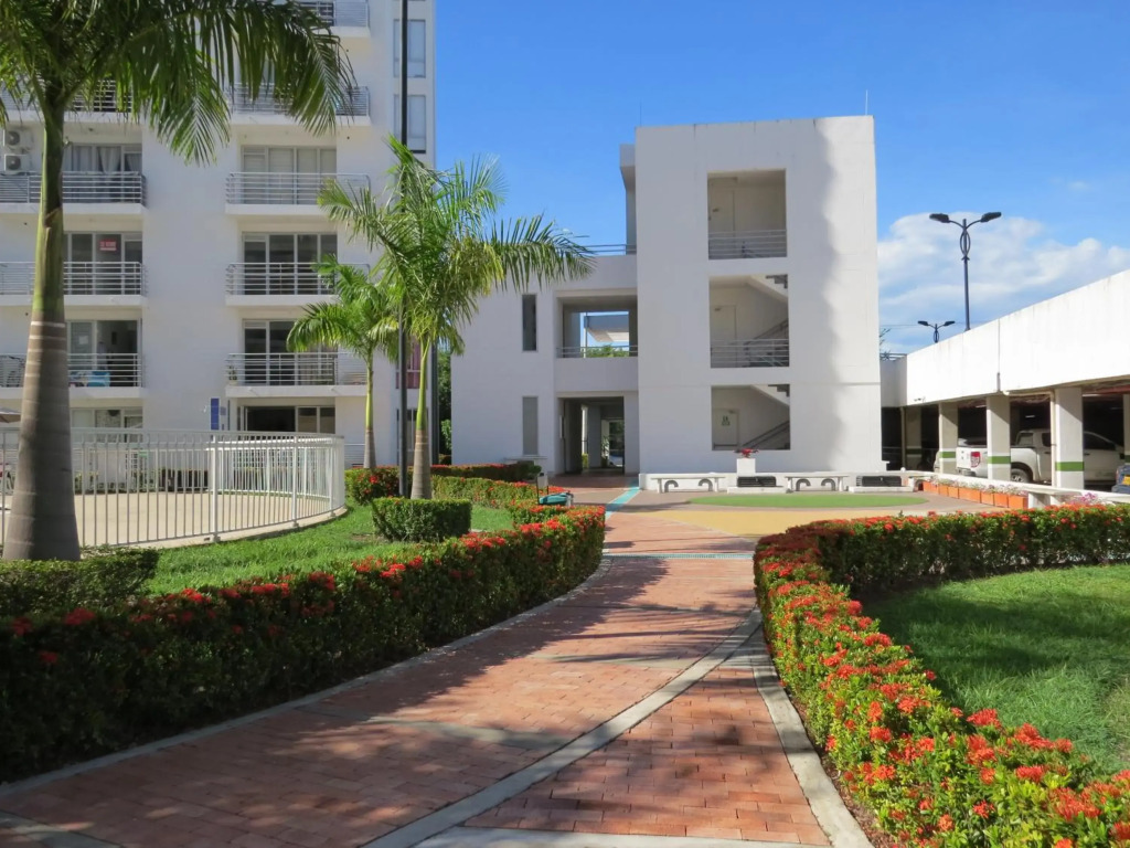 Precioso apartamento con piscina y wifi