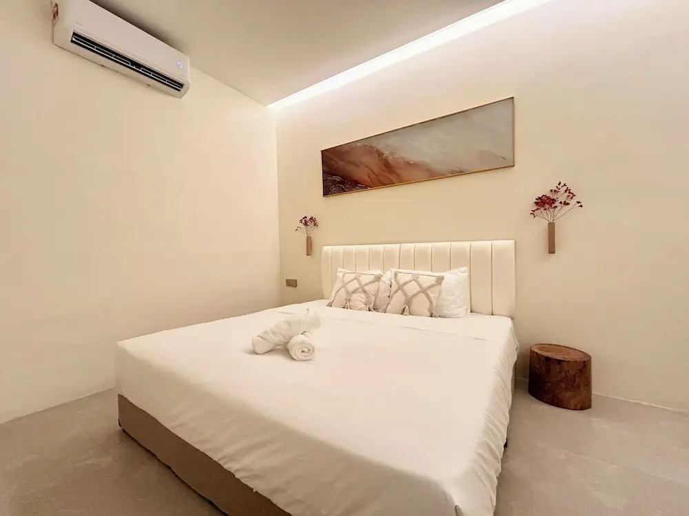 ONE18 Boutique Hotel Self Check In