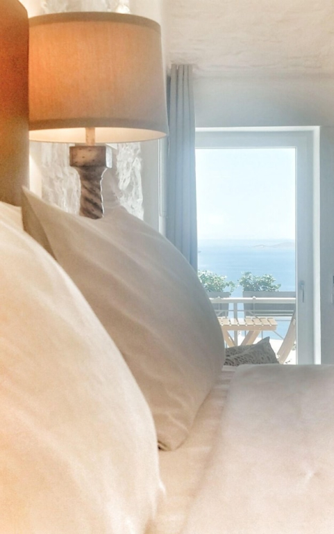 TOP SUITES