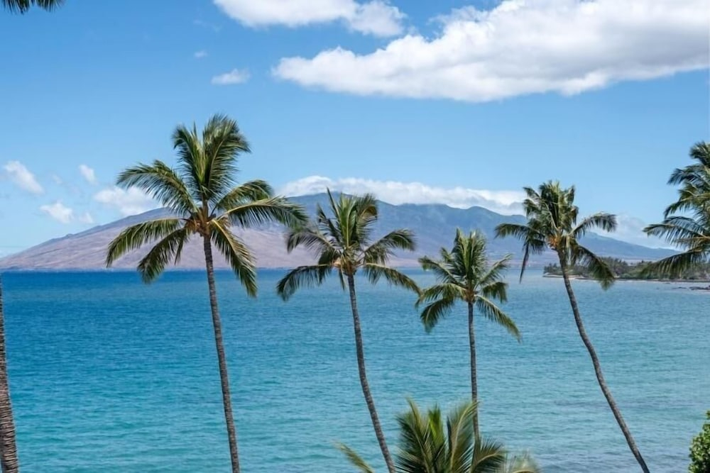 Kamaole Nalu, #303 2 Bedroom Condo by RedAwning