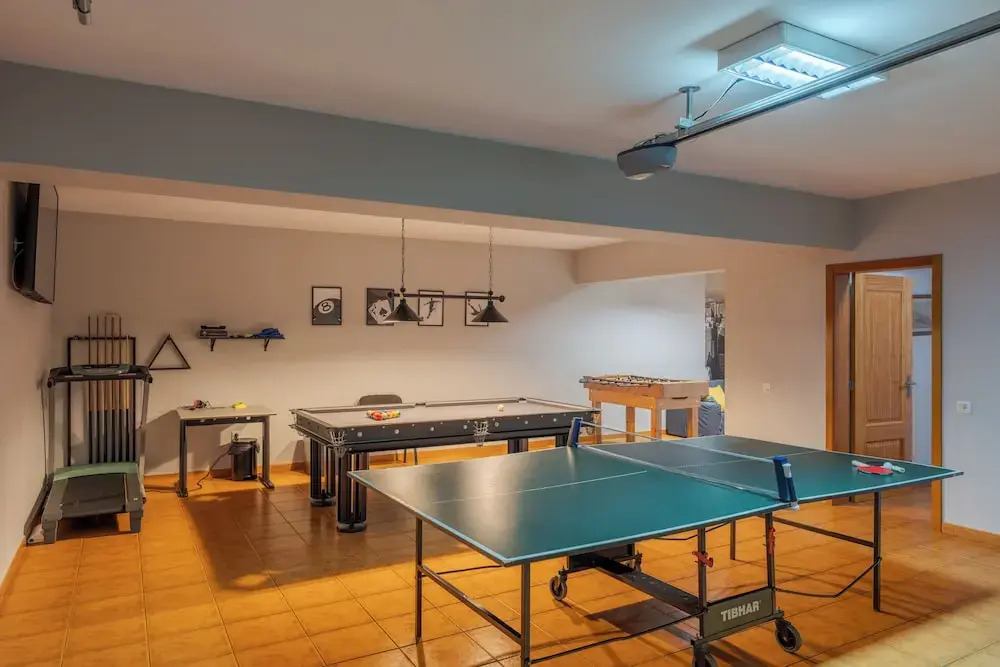 Casa Amarela With Heated Pool & Games Area