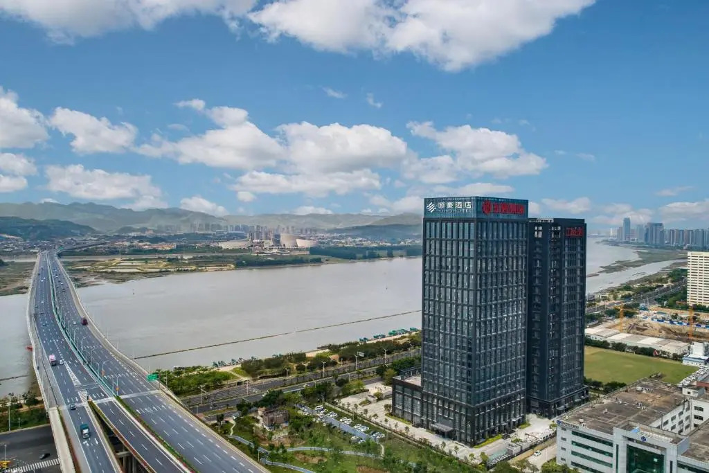 Fuzhou Mawei Yiho Hotel