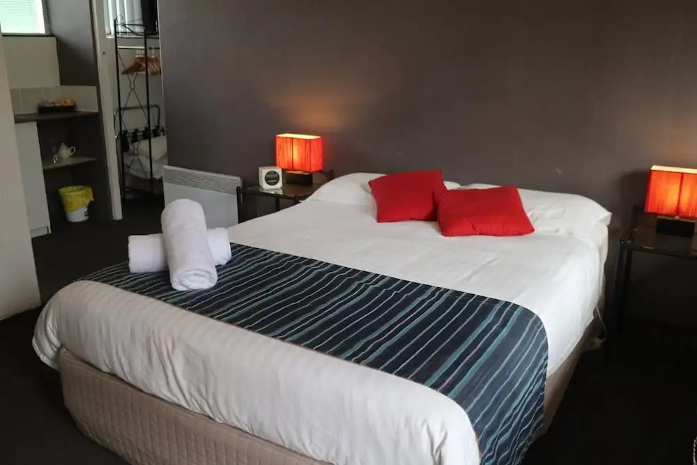 Tamar Cove Motel