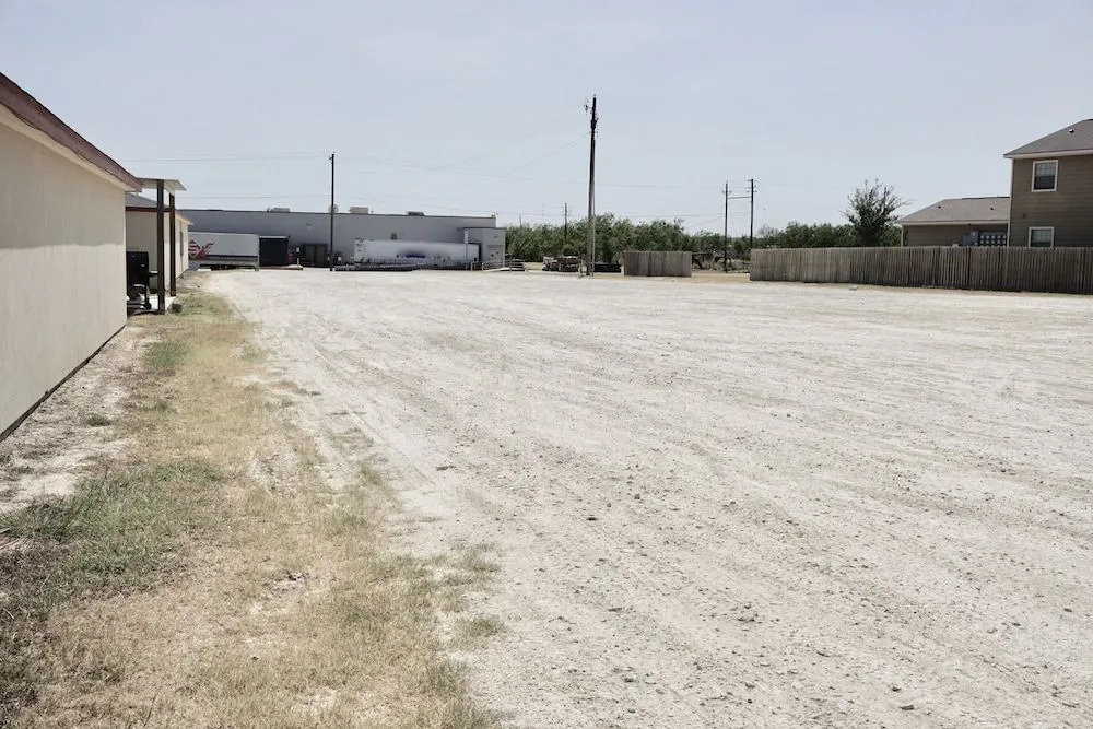 Texan Inn - Carrizo Springs