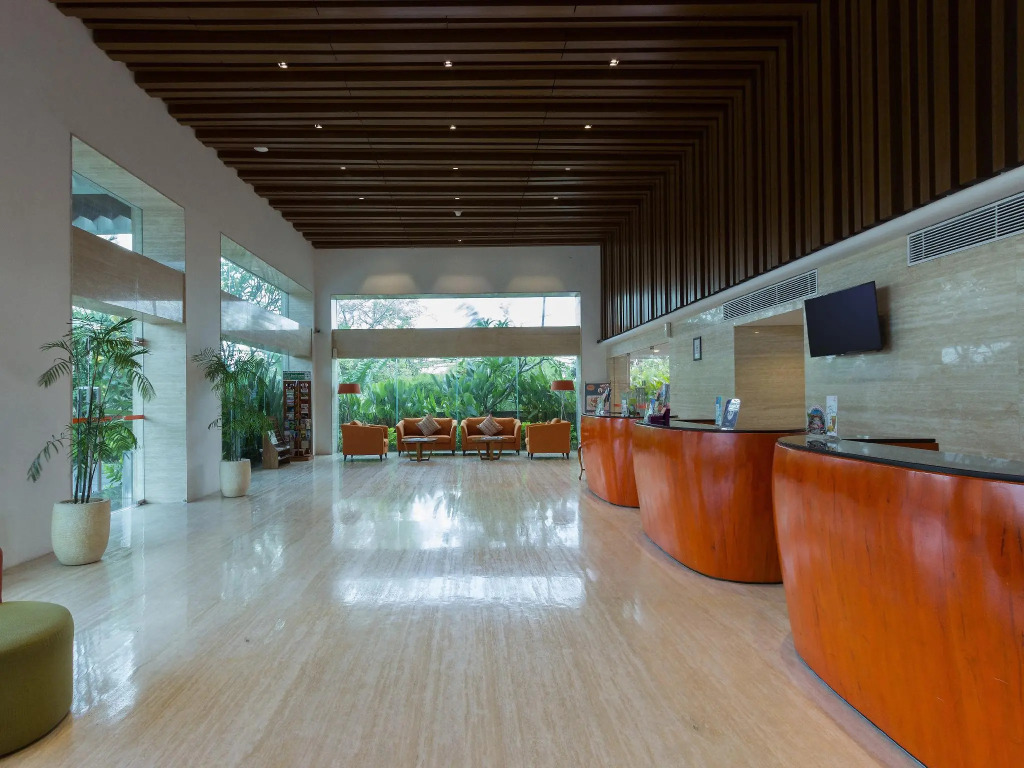 Kuta Galleria Hotel
