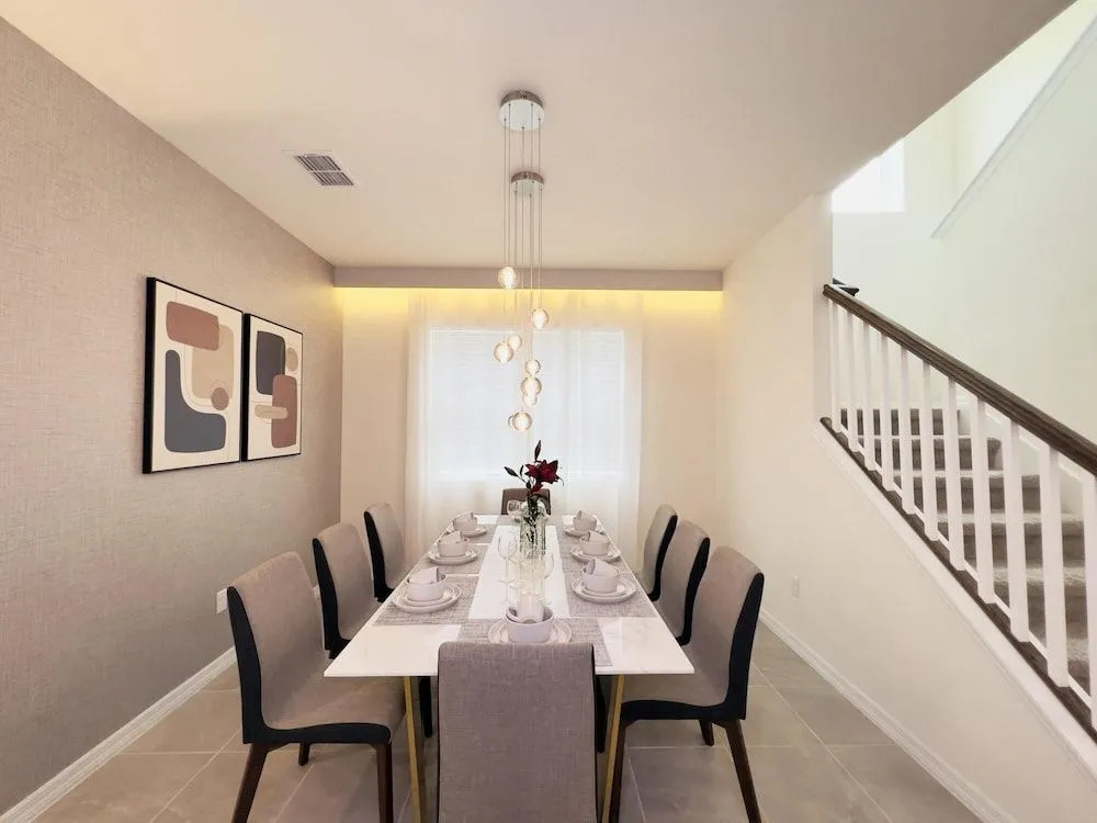 Brand New charming themed home near Disney