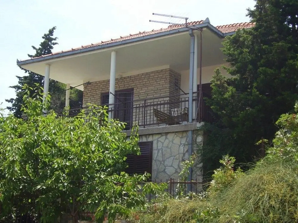 Žare - 100 m From sea - Lara