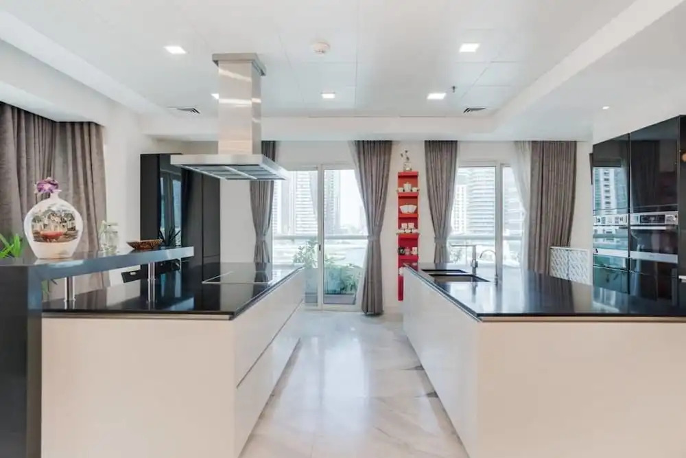 Vast Apt With Stunning Views of Dubai Marina