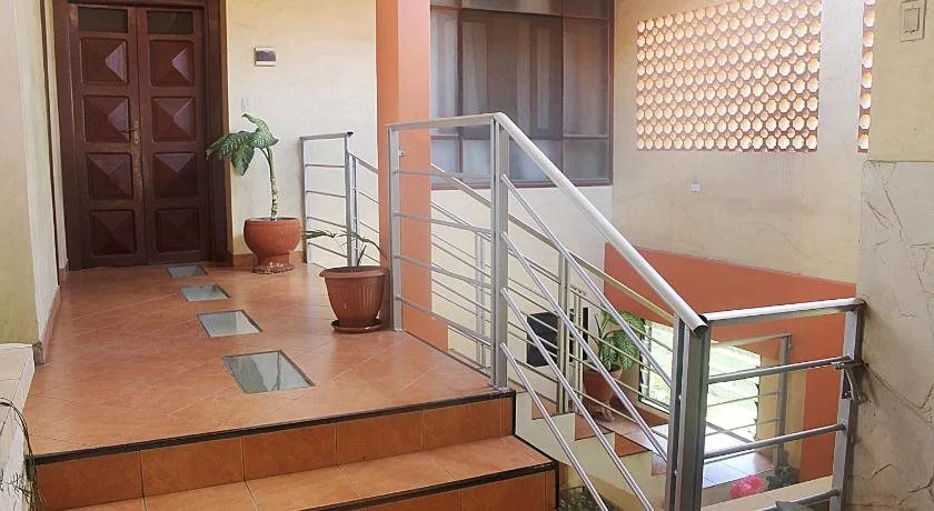 Elisa Hotel