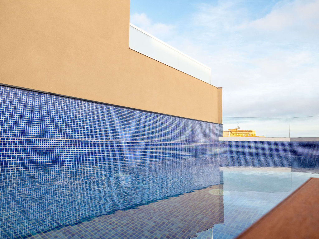 Arcelon Hotel