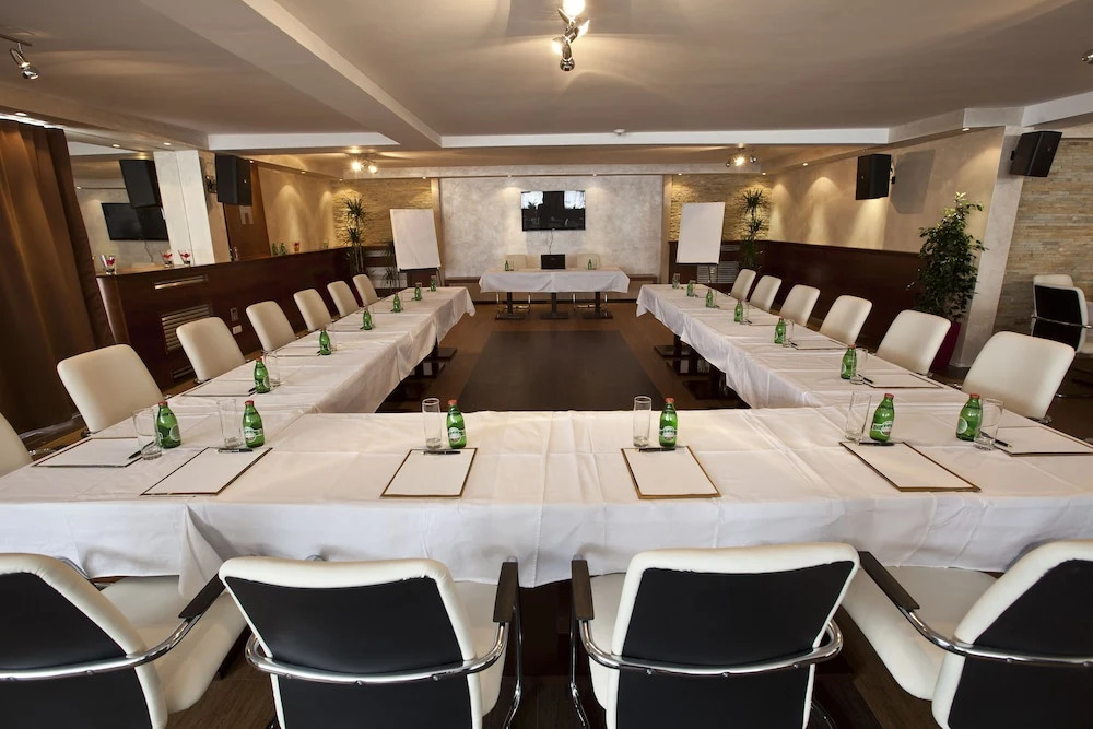 Apart & Spa Zoned