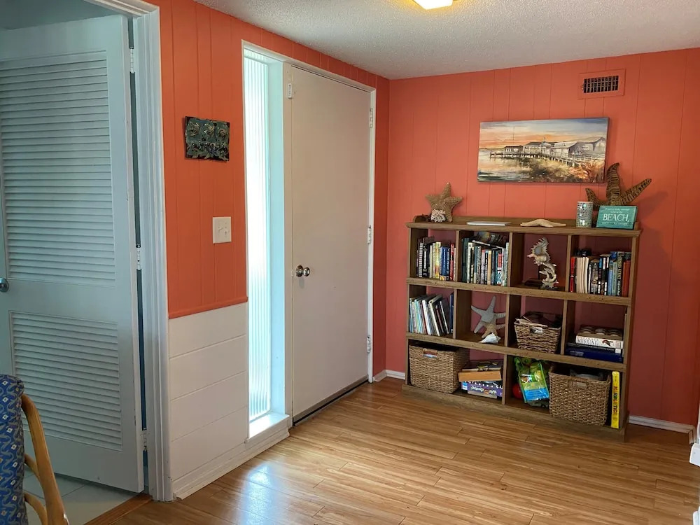ISLAND BREEZE home
