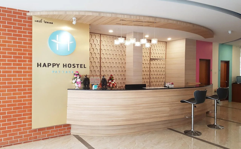 Happy Hostel