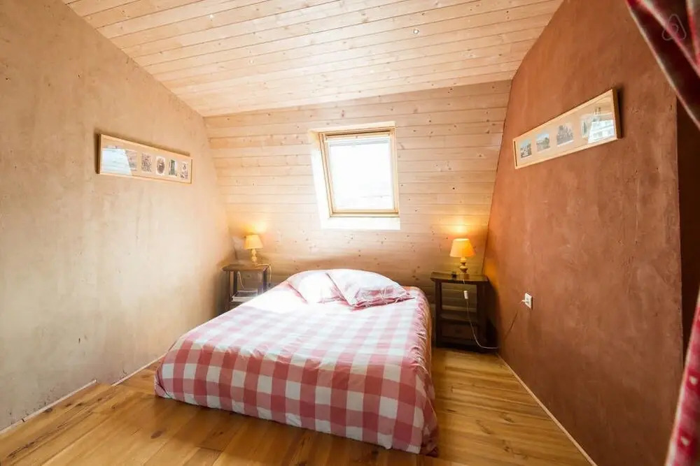 Refuge Renoir City BednBreakfast