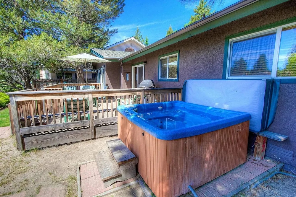 Rock Water Cove by Lake Tahoe Accommodations