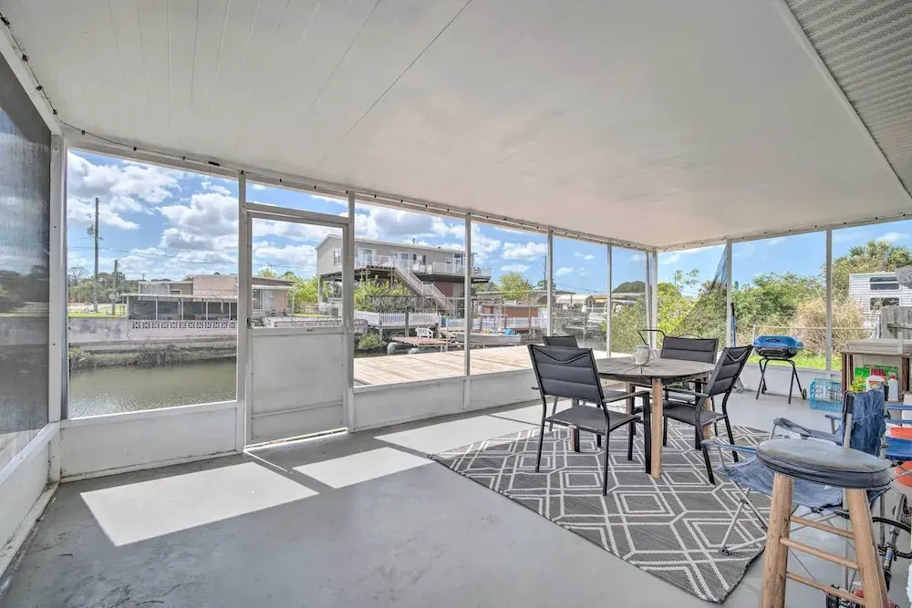 Gulf Views & Boat Dock: Sunny Hudson Escape!