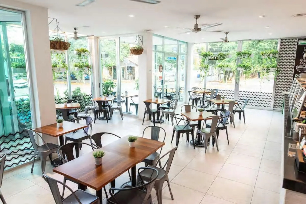 Soho Playa Hotel