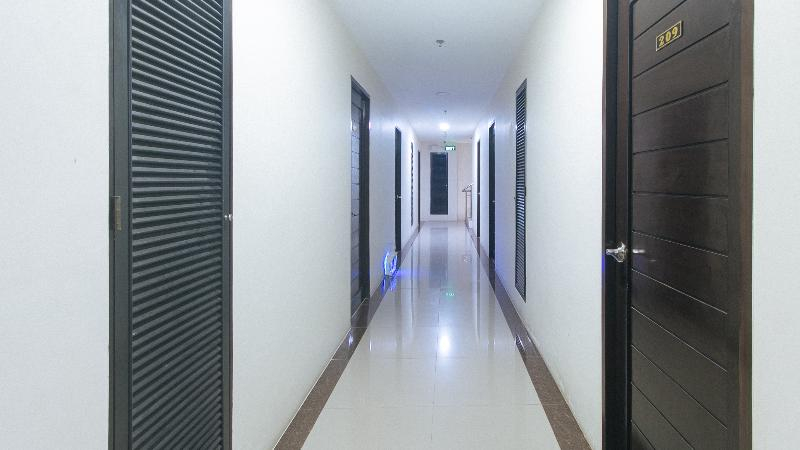 RedDoorz @ Leoncia Apartelle Mandaue City