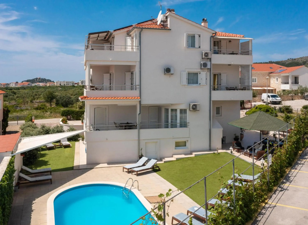 Seaview Apartments Tihi II
