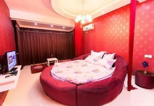 Blue Hotel