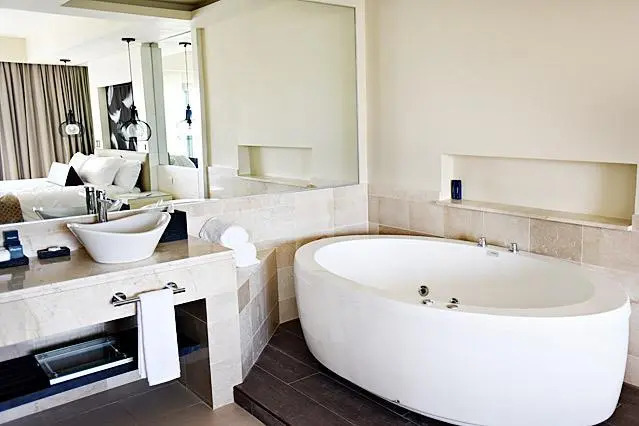 Hotel Chic