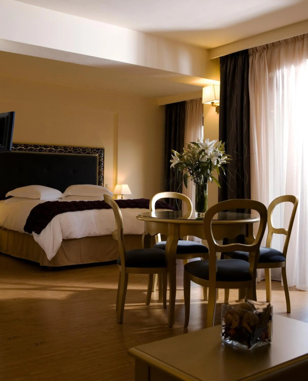 Valis Resort Hotel