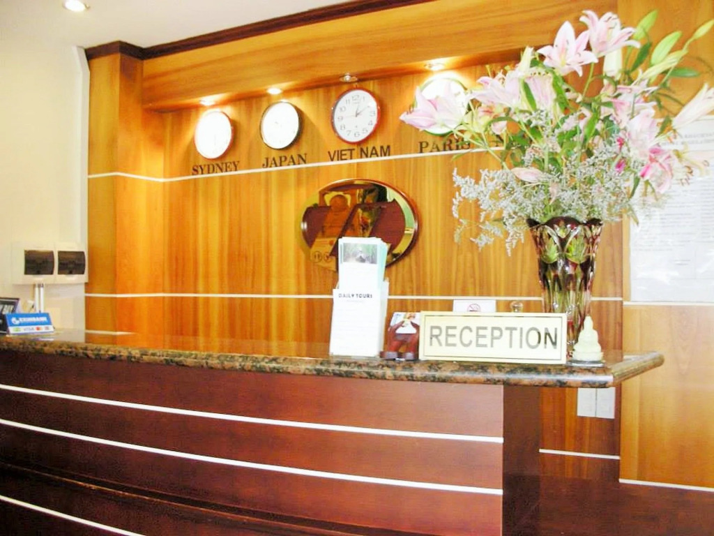 M&H Hotel