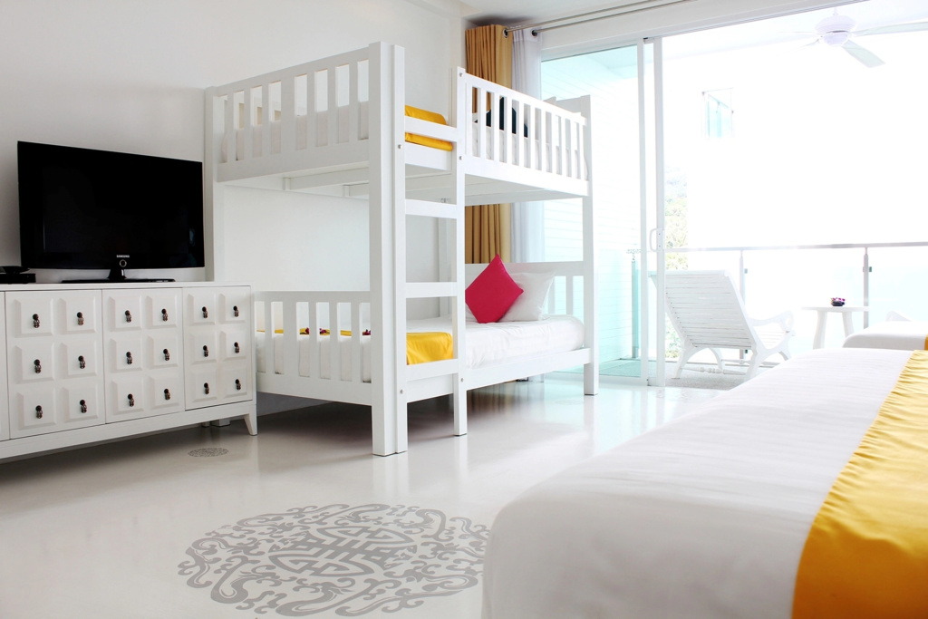 The Old Phuket - Karon Beach Resort