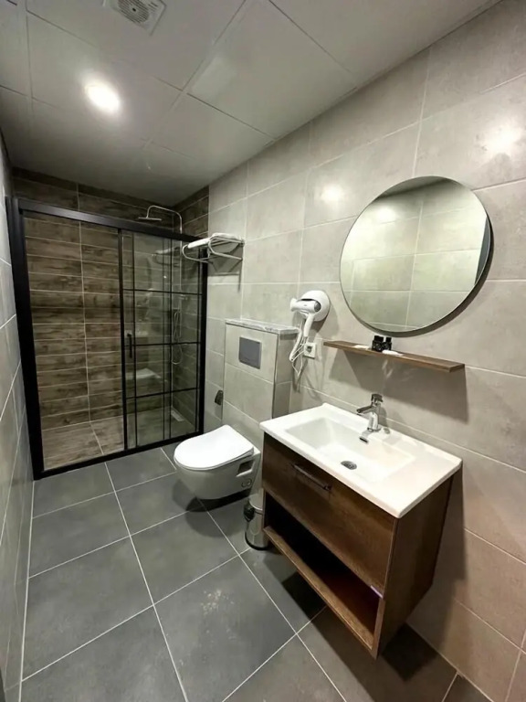 BRANDROOM HOTEL
