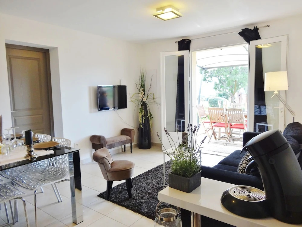 Residence Bellavista à Santa Giulia, proche de la plage et vue mer