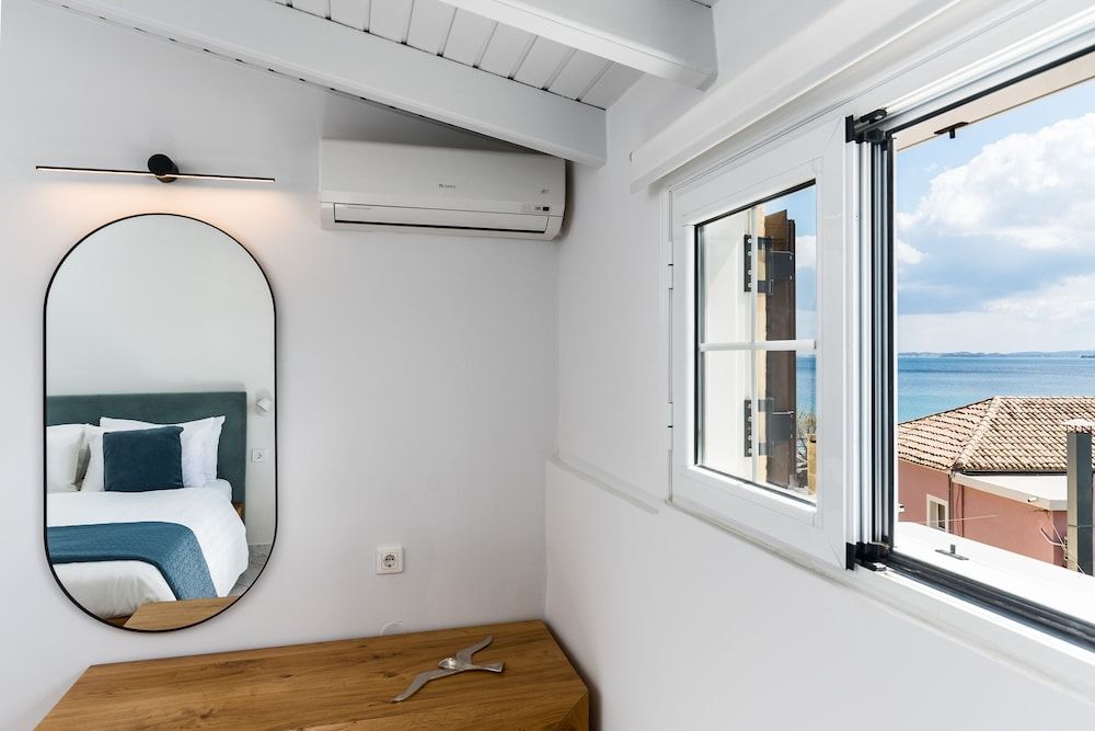 The Seaview Corner Apartments by Konnect, Ipsos