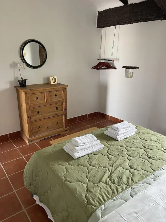 Miluna Oasis Suites - Sleeps4-pool-mountainview