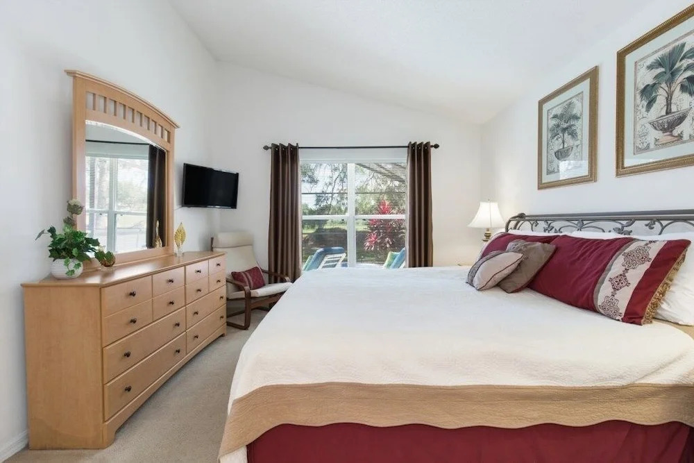 South Facing Pool For All Day Sun! 3 Bedroom Home by RedAwning