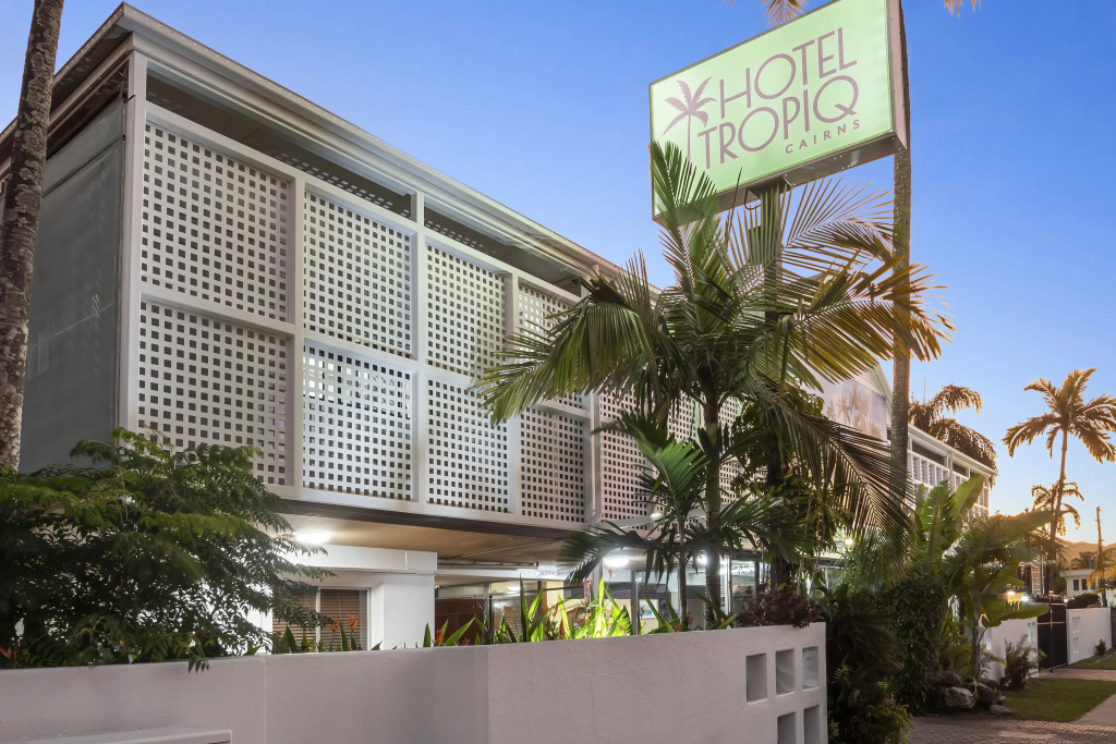 Hotel Tropiq