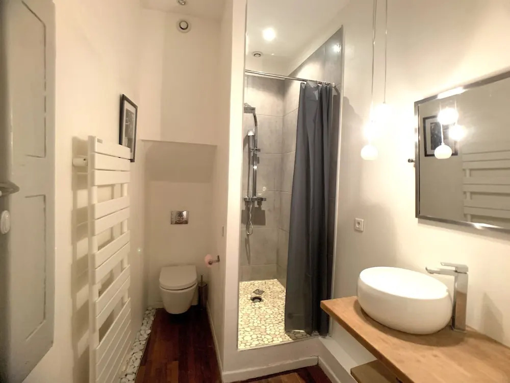 HomePlaceStay Saint Sauveur Parking Free