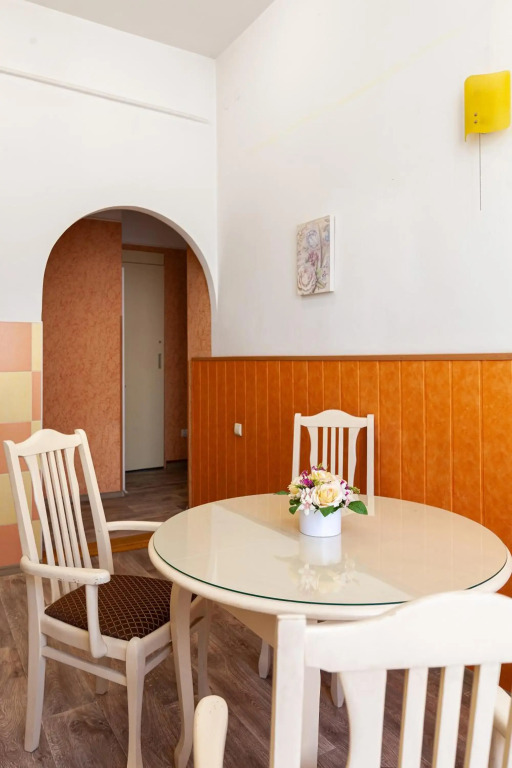2 isolated bedrooms in the Austrian building Levia 3