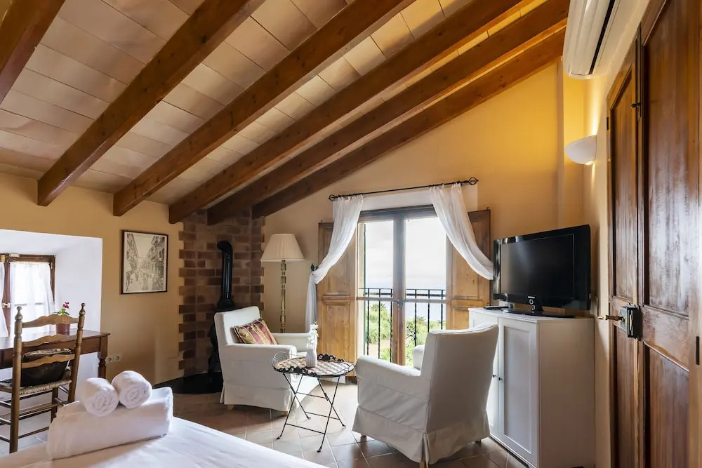 Hotel Rural Ca Mado Paula