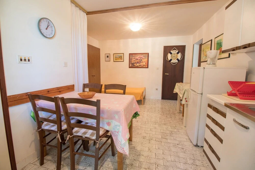 Apartments Luka