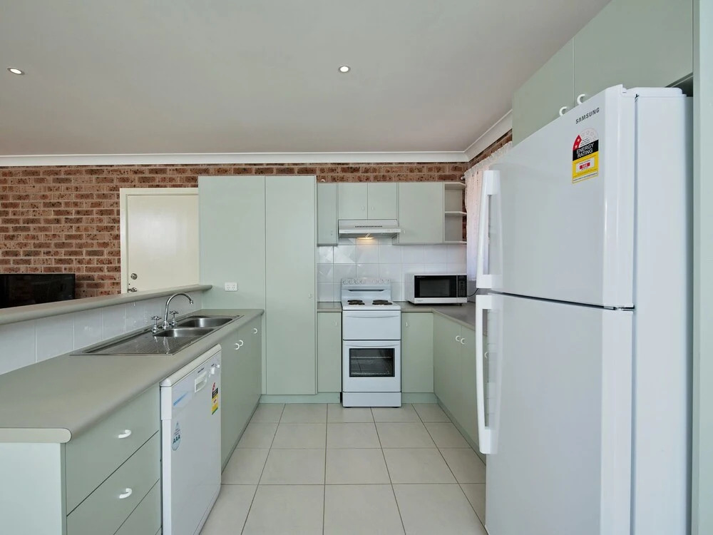 Pet Friendly Shoreline Dr 1/18 - Fingal Bay