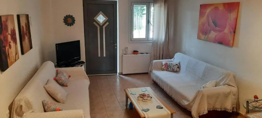 Chara’s family residence with garden for 4 persons KASTROSIKIA - PREVEZA
