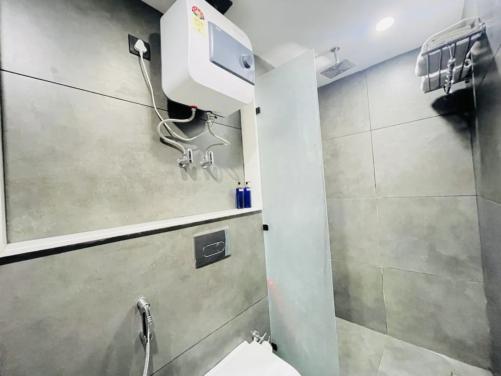 BedChambers Aparthotels - DLF Cyber City