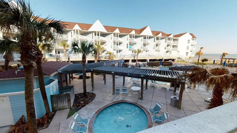 Seascape 1118 Condo