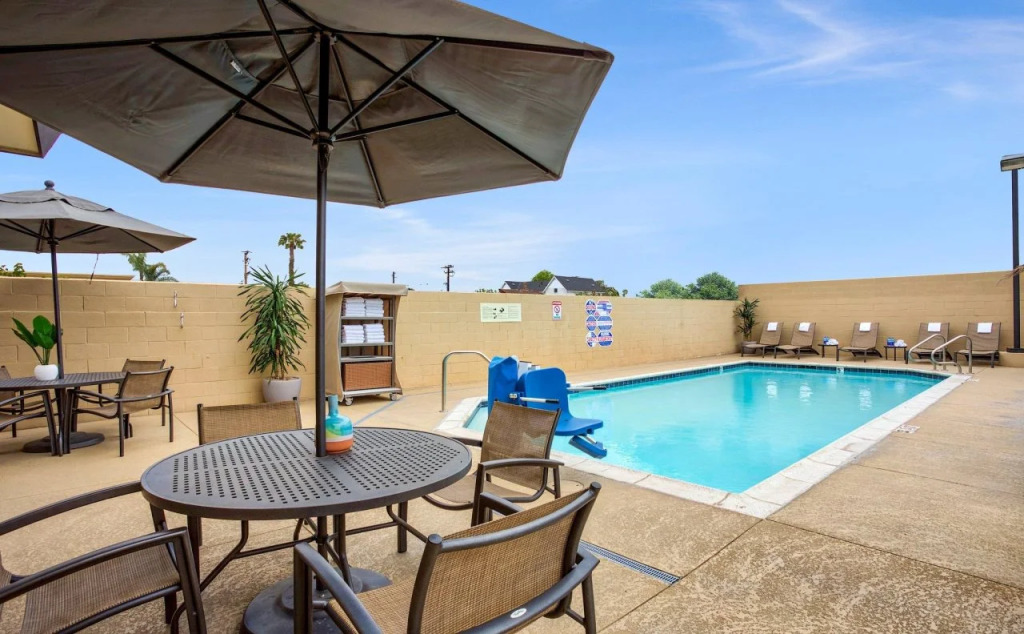 Hampton Inn by Hilton Costa Mesa Newport Beach