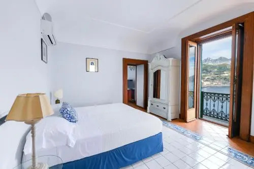 Ravello Art Apartments