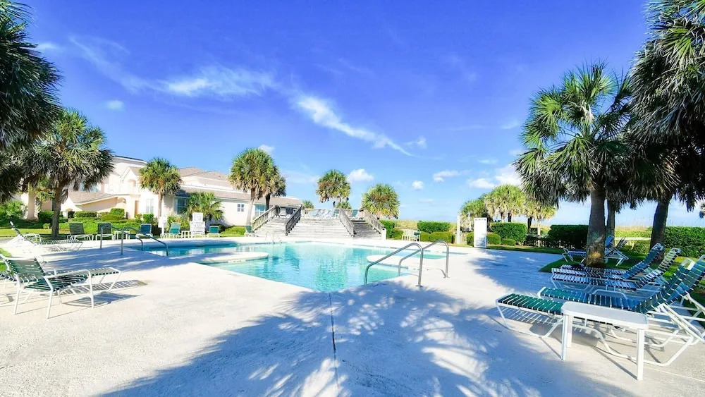 #v100 Dillard 3 Bedrooms 3 Bathrooms Villa