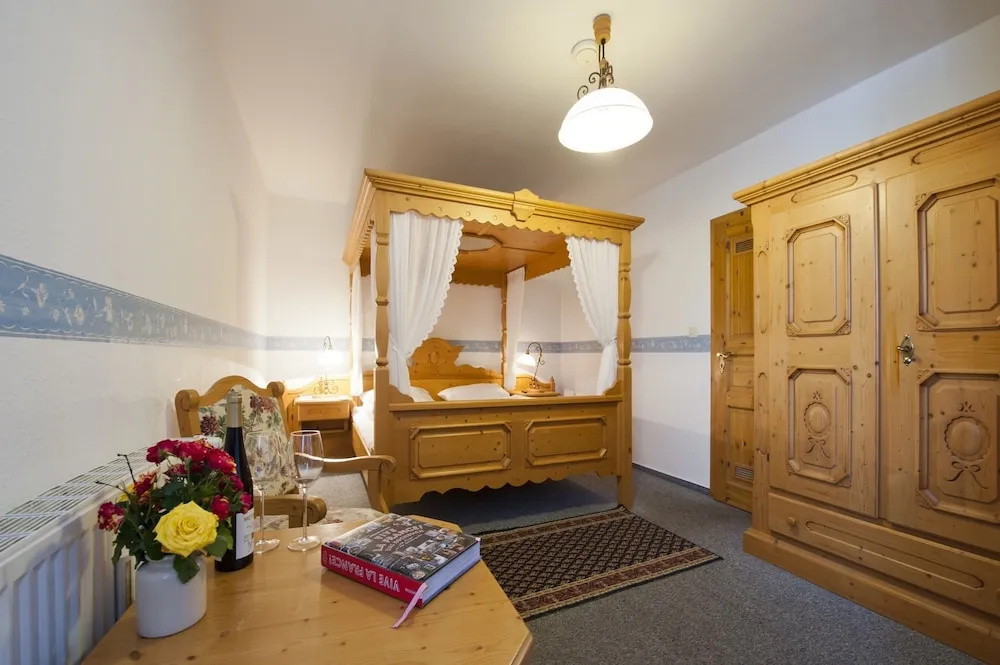 Hotel ZUM ENGEL in Speyer - Römerberg